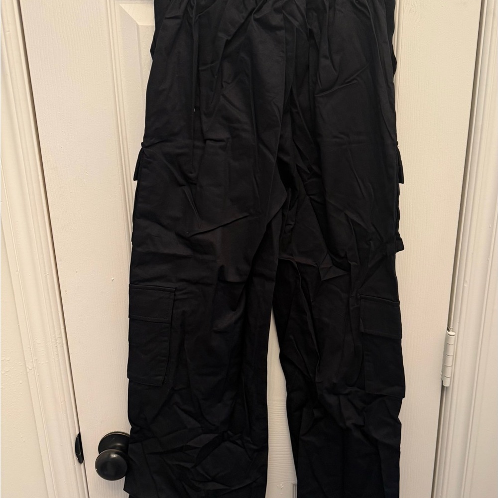 SHEIN Dark Cargo Pants NWT never worn 11/12Y